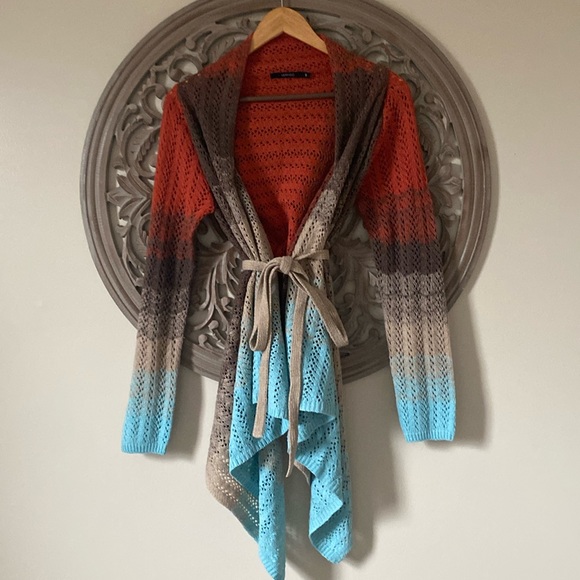 Vertigo Paris Sweaters - Vertigo Eyelet Multi color Belted Sweater size Medium